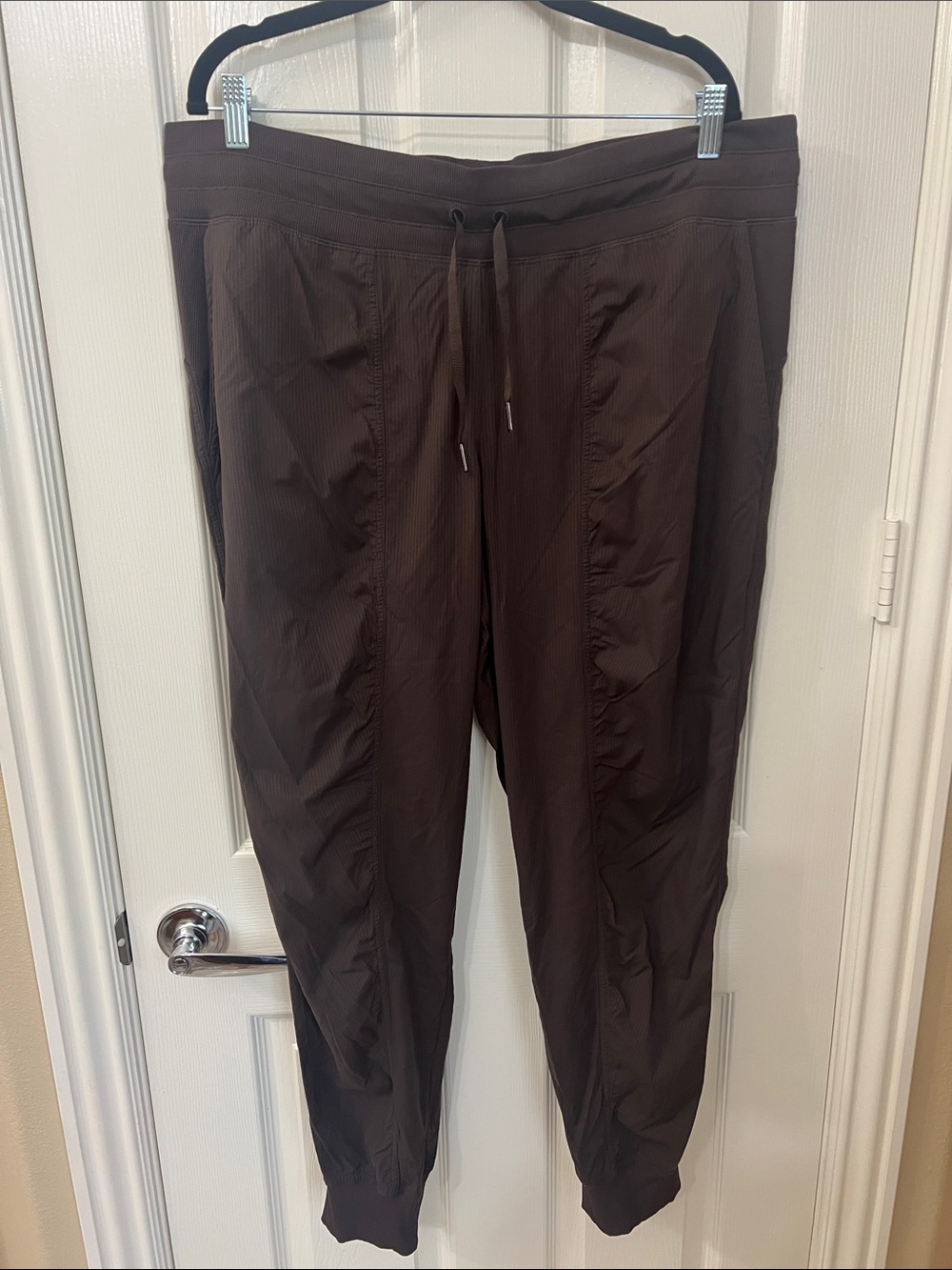 Dance Studio Mid-Rise Jogger